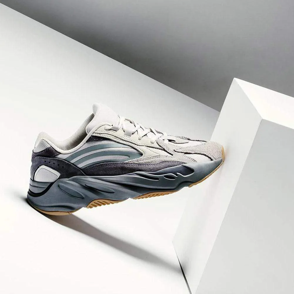 Adidas Yeezy Boost 700 V2 Tephra