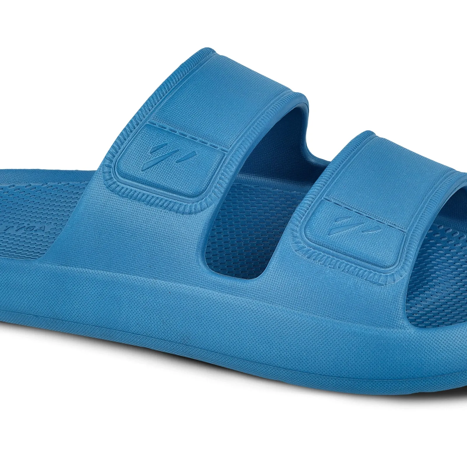 Walkaroo Men Casual Flip-Flop  - WC4823 Teal Blue